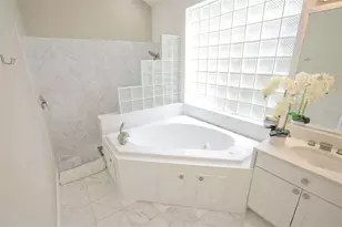 3527 Fair Oaks Ln, Longboat Key, FL 34228 - Photo 26
