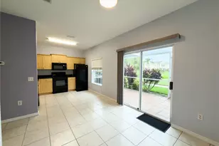 7669 Plantation Cir, Bradenton, FL 34201 - Photo 6