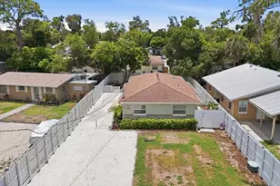 1856 Marbeth St, Sarasota, FL 34231 - Photo 6