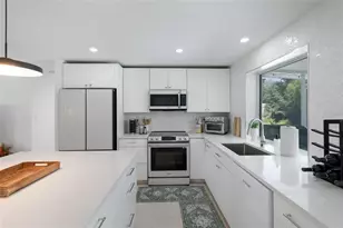 3119 Rose St, Sarasota, FL 34239 - Photo 12