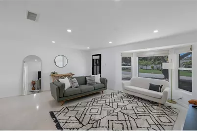 3119 Rose Street, Sarasota, FL 34239 - Photo 6