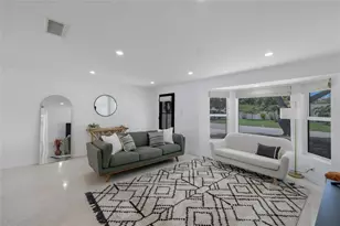 3119 Rose St, Sarasota, FL 34239 - Photo 6