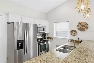 4718 61st Ave Terrace W, Bradenton, FL 34210 - Photo 8