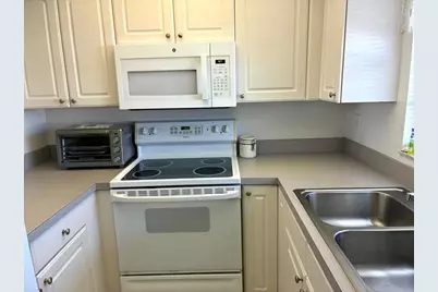 4703 1st Court W #393, Bradenton, FL 34207 - Photo 8