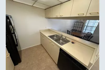 3646 59th Avenue W #3646, Bradenton, FL 34210 - Photo 8