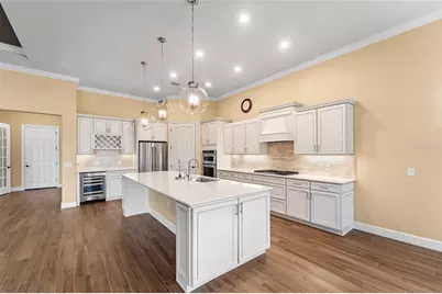 5700 Sweet Leaf Way, Sarasota, FL 34238 - Photo 4
