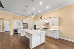 5700 Sweet Leaf Way, Sarasota, FL 34238 - Photo 4