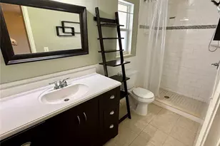 2729 Nodosa Dr, Sarasota, FL 34232 - Photo 20