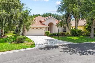 6223 Donnington Ct, Sarasota, FL 34238 - Photo 2