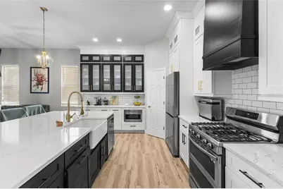 6223 Donnington Court, Sarasota, FL 34238 - Photo 8