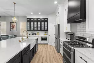 6223 Donnington Ct, Sarasota, FL 34238 - Photo 8