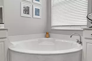 6223 Donnington Ct, Sarasota, FL 34238 - Photo 22