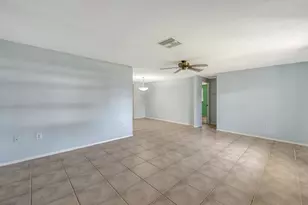 2822 Safe Harbor Cir, Sarasota, FL 34231 - Photo 14