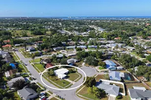 2822 Safe Harbor Cir, Sarasota, FL 34231 - Photo 4