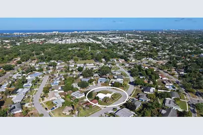 2822 Safe Harbor Circle, Sarasota, FL 34231 - Photo 40