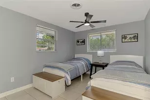 361 Falkland Rd, Venice, FL 34293 - Photo 26