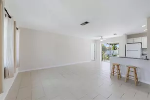 930 W Kathy Ct, Venice, FL 34293 - Photo 12