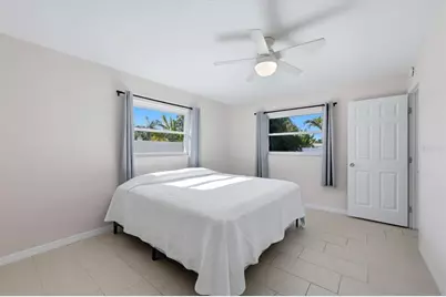 930 W Kathy Court, Venice, FL 34293 - Photo 24
