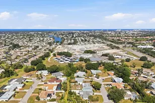 930 W Kathy Ct, Venice, FL 34293 - Photo 40