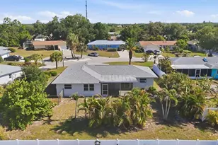 930 W Kathy Ct, Venice, FL 34293 - Photo 46
