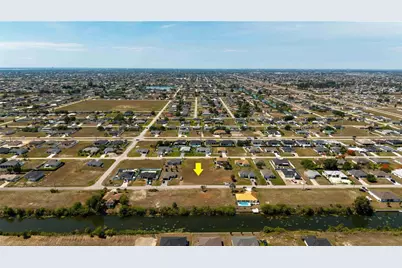 212 NE 25th Street, Cape Coral, FL 33909 - Photo 18
