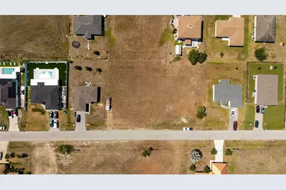 212 NE 25th Street, Cape Coral, FL 33909 - Photo 12