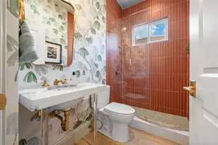 1915 Clematis St, Sarasota, FL 34239 - Photo 56