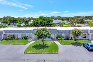 4105 35th Ave W, Bradenton, FL 34205 - Photo 2