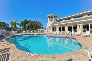 6626 7th Ave Cir W, Bradenton, FL 34209 - Photo 2