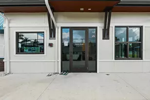 17585 Boracay Ct, Venice, FL 34293 - Photo 60