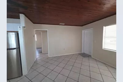 419 32nd Avenue E, Bradenton, FL 34208 - Photo 8