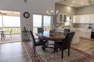 2424 Bay Dr, Bradenton, FL 34207 - Photo 20