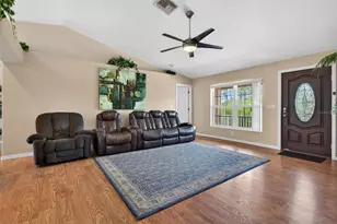9050 Caloosa Dr, Venice, FL 34293 - Photo 8