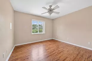 9050 Caloosa Dr, Venice, FL 34293 - Photo 30