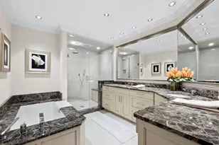 2185 Gulf of Mexico Dr, Longboat Key, FL 34228 - Photo 14