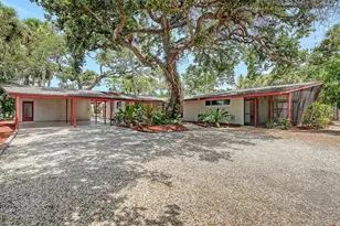 4830 Higel Ave, Sarasota, FL 34242 - Photo 8