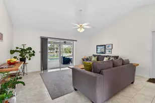 5836 Helen Way, Sarasota, FL 34243 - Photo 14