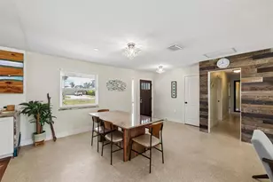 322 Suwanee Ave, Sarasota, FL 34243 - Photo 12