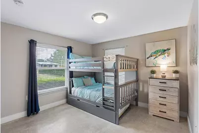 322 Suwanee Avenue, Sarasota, FL 34243 - Photo 24