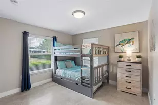 322 Suwanee Ave, Sarasota, FL 34243 - Photo 24