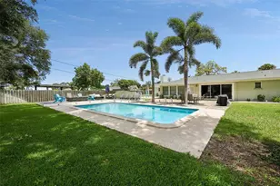322 Suwanee Ave, Sarasota, FL 34243 - Photo 28