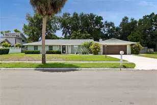 322 Suwanee Ave, Sarasota, FL 34243 - Photo 1