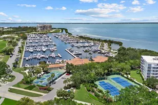 2600 Harbourside Dr, Longboat Key, FL 34228 - Photo 10