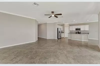 10113 Fiddlewood Drive, Venice, FL 34293 - Photo 12