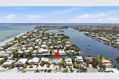 517 Kumquat Drive, Anna Maria, FL 34216 - Photo 1