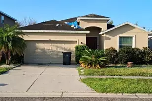 405 Blakely Ct, Ruskin, FL 33570 - Photo 2