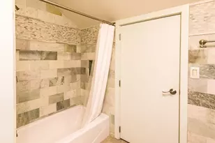 5332 Huntingwood Ct, Sarasota, FL 34235 - Photo 42
