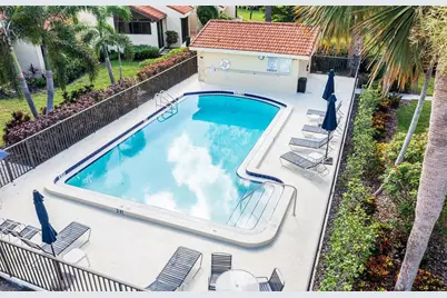 5332 Huntingwood Court #26, Sarasota, FL 34235 - Photo 46