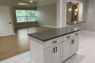1524 18th Ave N, Saint Petersburg, FL 33704 - Photo 4