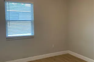 1524 18th Ave N, Saint Petersburg, FL 33704 - Photo 14